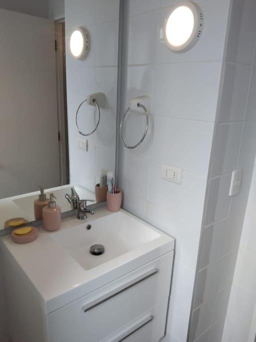 Appartement Departamento Nuevo Tipo Estudio En Pleno Centro -8 à Concepción Extérieur photo